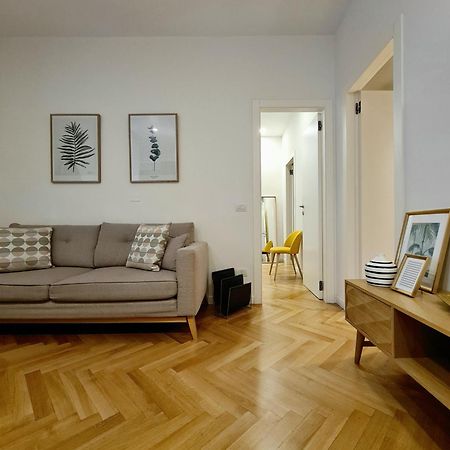 Serendipity Apartments - Duomo Milano Eksteriør bilde